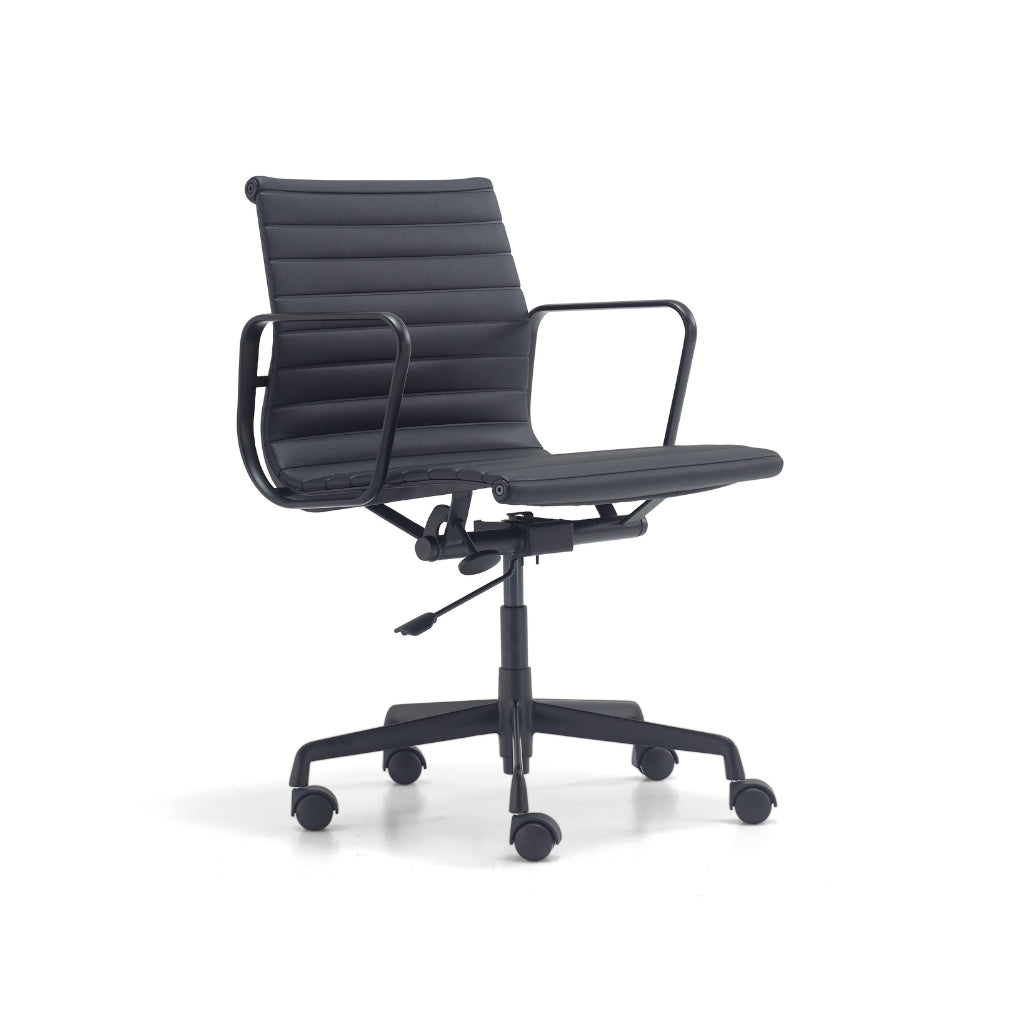 black executive office chair