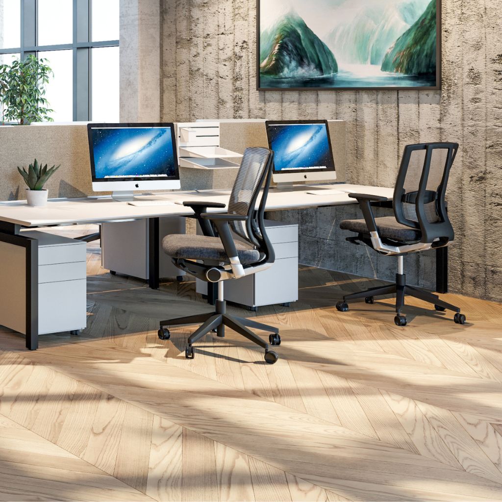 dynamic task chair