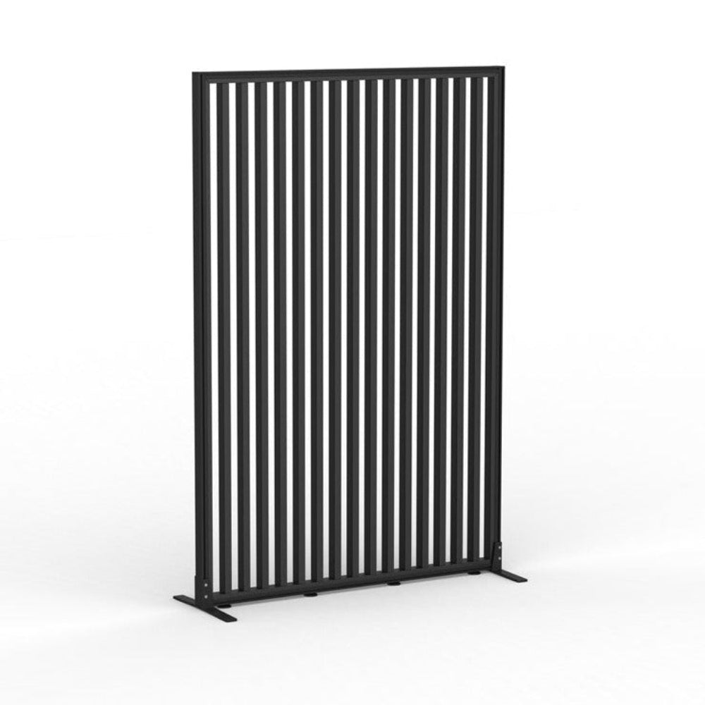 freestanding screen